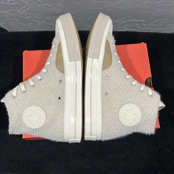 🔥 CONVERSE  Chuck 70 Cozy Utility Sneakers Desert Sand Women Sz 9.5 - Worn Once - Picture 8 of 14